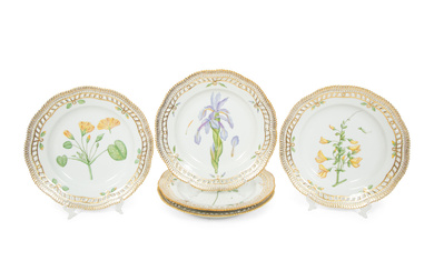 Eight Royal Copenhagen Flora Danica Reticulated Porcelain Dinner Plates
