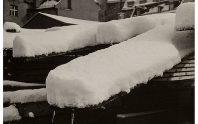 Fritz Henle (1909-1993), Snow-covered Beams (circa 1930s)