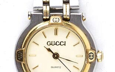 GUCCI WATCH 90s 9000M ivory dial stainless steel/gold pleated strap...