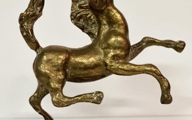 Gismondi Tommaso ''Cavallo in corsa''. Scultura in bronzo dorato finemente...