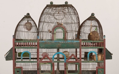Grande cage à oiseau en bois polychrome et... - Lot 264 - Métayer-Mermoz Maison de Ventes aux Enchères Nevers