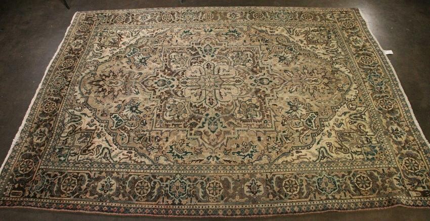 HAND KNOTTED PERSIAN HERITZ GEOMETRIC RUG