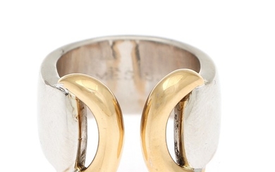 Hermès: A ring of polished sterling silver and 18 kt. gold. Size app. 54. Weight app. 35.5 g.