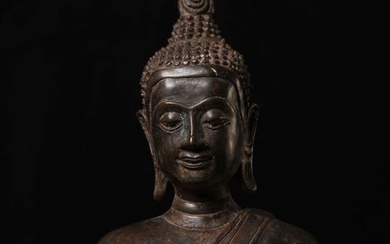 Large Thai Buddha with a rare type of base.