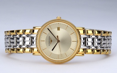 Longines 'Présence'. Men's watch in partially gilded steel with golden disc, approx. 2020