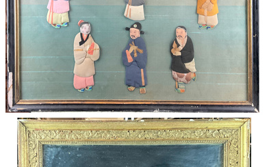 Lotto composto da una specchiera con cornice in legno e pastiglia dorata (cm 67x56) e una composizione di figure orientali…