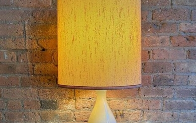 Mid Century White Ceramic Table Lamp