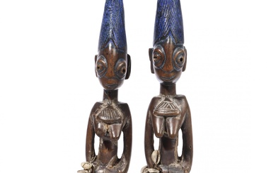 Nigeria, Yoruba, Ila Orangun, pair female twin figures, ibeji
