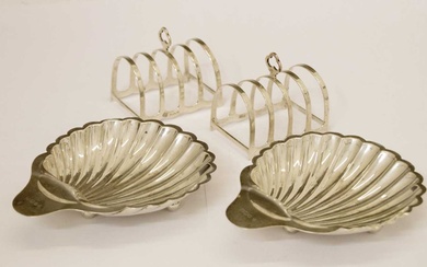 Pair of George V butter shell dishes and toastracks