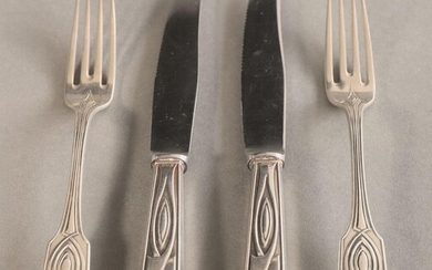 Peter Behrens, M.J. Rückert, 2 Dessert Knives, 2 Forks No. 4800 Silver
