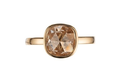 Peter Suchy 1.35 Carat Light Brown Diamond Gold Solitaire Engagement Ring