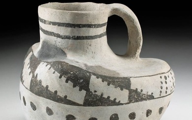 Prehistoric Anasazi Black on White Pottery Duck Vessel