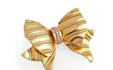REPOSSI, Knot brooch in 18K (750/°°) two-tone gold,...