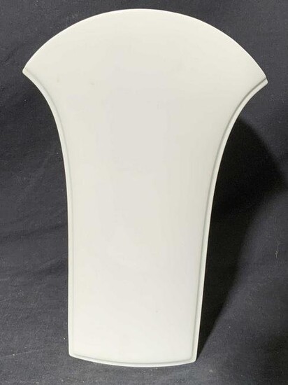 ROSENTHAL 4749/24 White Ceramic Fan Vase