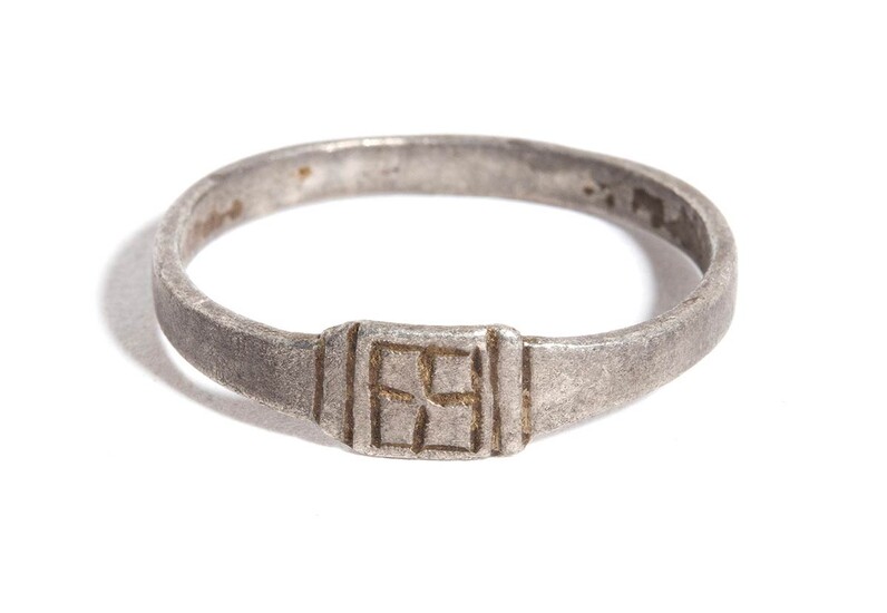 Reinassance Silver Ring, 15th - 16th century; diam cm...