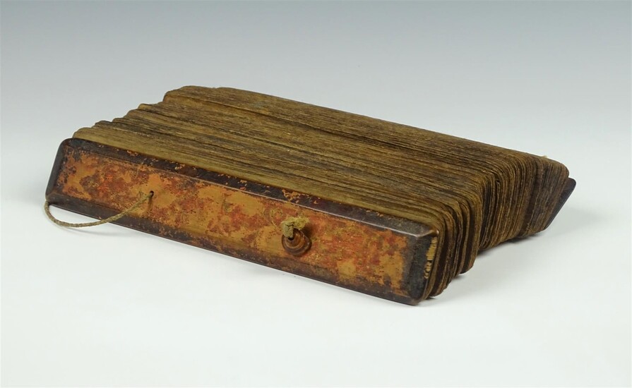 (-), Sanskriet geschrift in houten band, 19e eeuw...