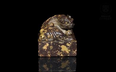 Stone seal "Shoushan" with lion, Qing dynasty