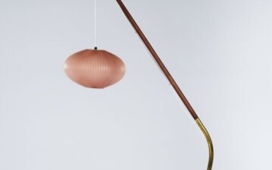 Svend Aage Holm SORENSEN (1913-2004) Lampadaire modèle « fishing pole» à piétement courbé en hêtre...