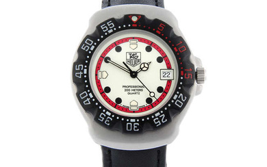 TAG HEUER - a bi-material Formula 1 wrist watch, 35mm.