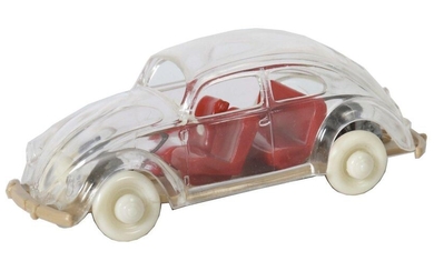 The glass VW Wiking, 1:40, Type 1, BZ 1949, without VW emblem, Chassi in beige, in the OK with small instructions, L: 11 cm. Unused, hardly any signs of age, but 1 hub cap missing (wheel loosely enclosed), 1 piece of the front bumper broken off.