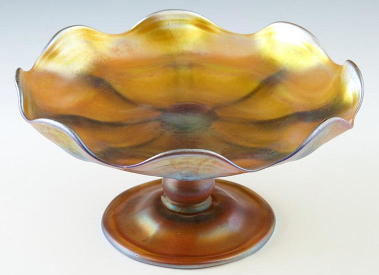 Tiffany Gold Favrile Glass Tazza, early 20th c., with a