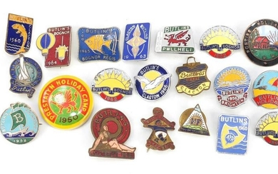Twenty 1950's and later holiday park badges, mostly