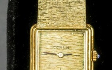 Vintage Corum 18K Yellow Gold Lady's Wrist Watch