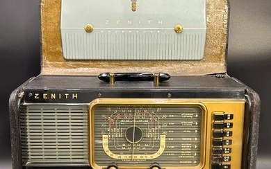 Vintage Zenith WaveMagnet Trans Oceanic H-500 Shortwave Radio