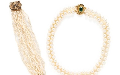 YELLOW GOLD AND CULTURED PEARL NECKLACE AND BRACELET