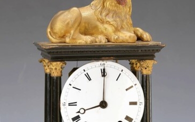 table clock, with Machine and lion crown,...