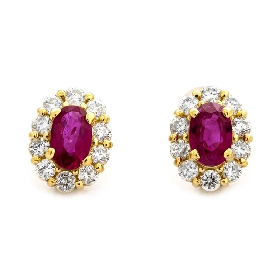 1.01 tcw Ruby Earrings - 18 kt. Yellow gold - Earrings - 0.67 ct Ruby - 0.34 ct Diamonds - No Reserve Price
