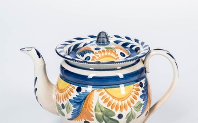 Polychrome Decorated Pearlware Teapot, England, early 19th century, with flower and leaf decoration, ht. 7 in.