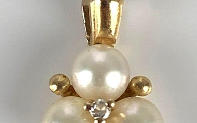 10K Gold Pearl and Diamond Necklace Pendant