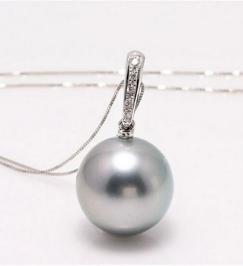 14 kt. White Gold - 12x13mm Round Tahitian Pearl