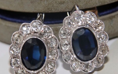14 kt. White gold - A pair of antique Edwardian era/ Early Art Deco - 4.50 ct Sapphire - and Old European cut large diamonds G/VS1