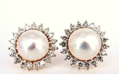 17.8mm Mabe Pearls 4ct Diamonds Clip Earrings 14kt Gold