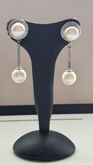18 kt. Freshwater pearls, White gold - Earrings - Diamonds
