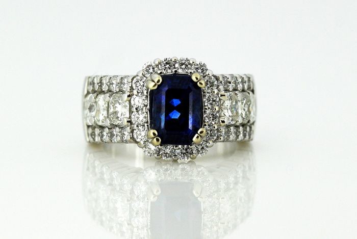 18 kt. White gold - Ring Sapphire - Diamonds