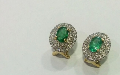 18 kt. White gold, Yellow gold - Earrings - 1.60 ct Emerald - Diamonds