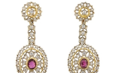 18 kt. White gold, Yellow gold - Earrings - 1.68 ct - Rubies