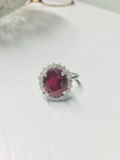 18ct Ruby Diamond Cluster Ring,9.52ct Ruby ,GRS India...