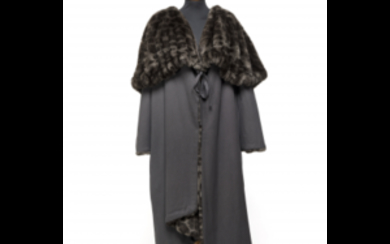 KRIZIA Long dark grey coat with leopard-print faux-fur lined...
