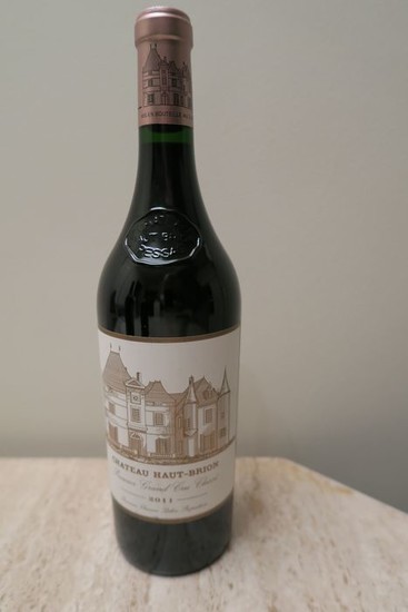 2011 Chateau Haut Brion - Pessac-Léognan 1er Grand Cru Classé - 1 Bottle (0.75L)