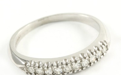 900 Platinum, Iridium - Antique Ring - 0.20 ct Diamond
