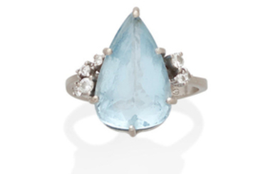 An aquamarine, diamond and 18k white gold ring