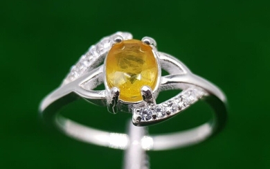 925 silver ring with yellow sapphire and zircons from Thailand