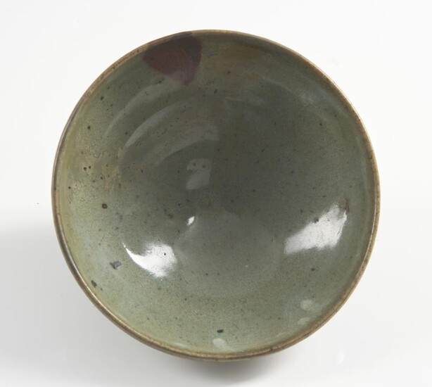 A CHINESE PURPLE-SPLASHED JUNYAO BOWL YUAN DYNASTY (1279-1368) The De Voogd Collection