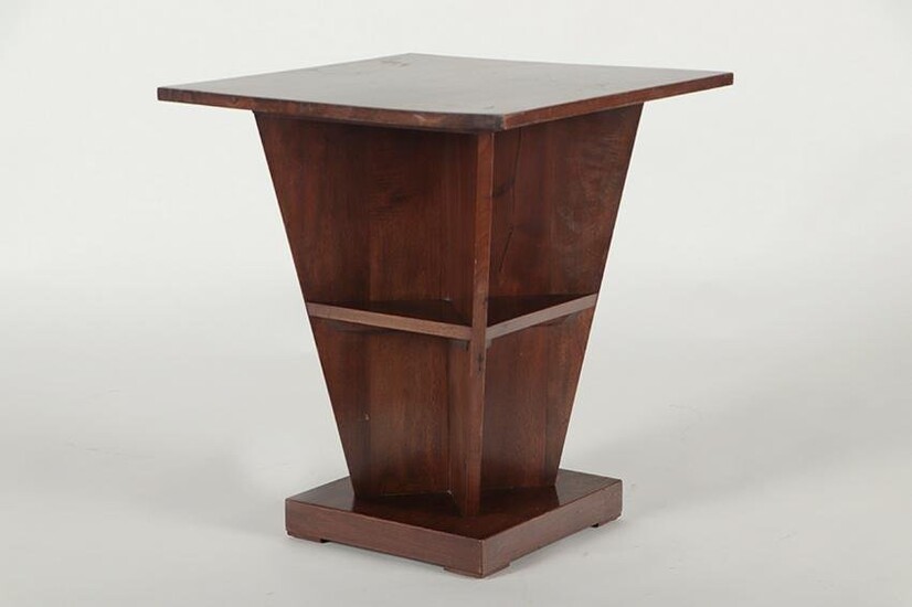 A FRENCH ART DECO OCCASIONAL TABLE CIRCA 1930