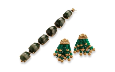 A GROUP OF GOLD JEWELRY, 20TH CENTURY