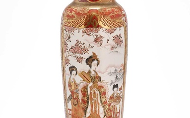 A JAPANESE KUTANI SLENDER VASE, MEIJI PERIOD (1868-1912)